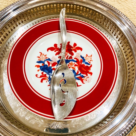 D3-Vintage MidCentury Modern Silver Plate Pastry Server Leilani… - Picture 3 of 10